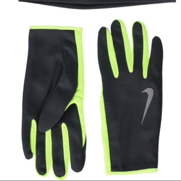 nike lightweight tech running gloves